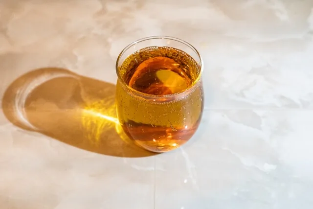 炭酸エナジードリンク
